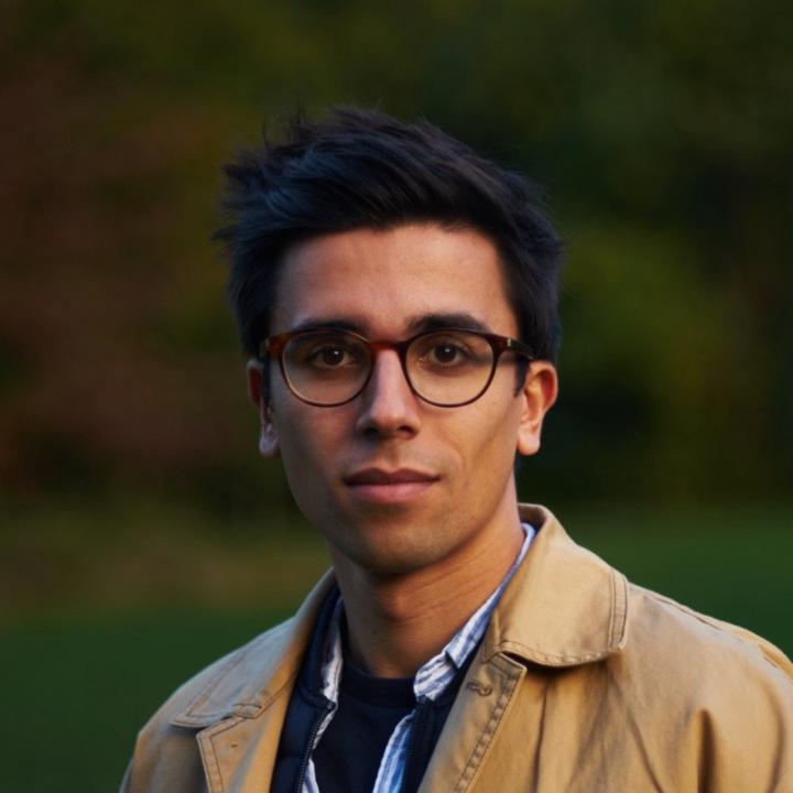 Adriano Esteves