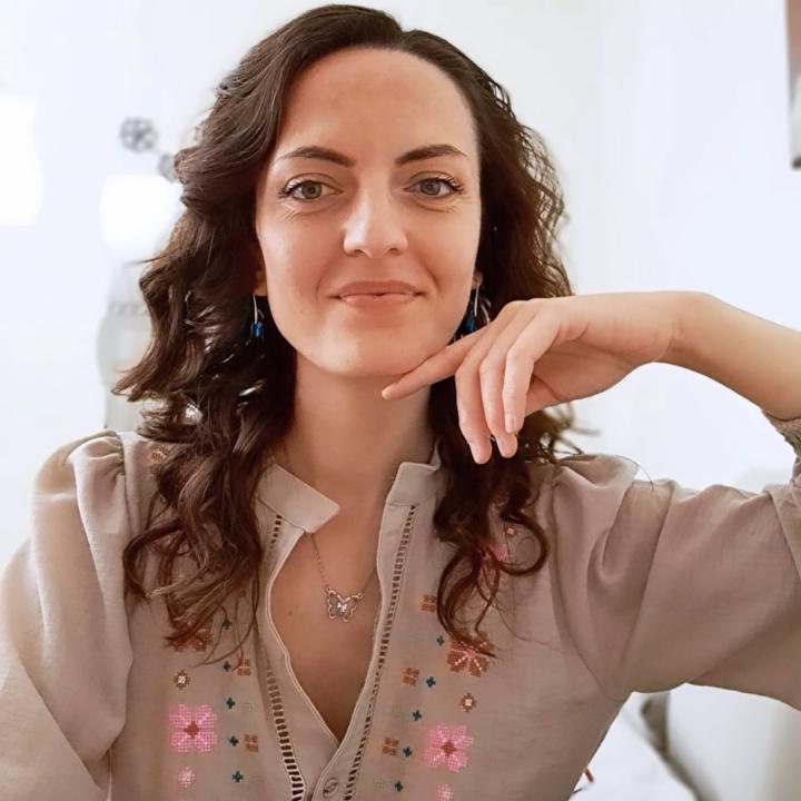 Violeta Brzova Handjiska