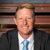 Dr Brett Lederle