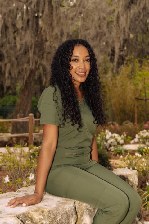 Nisa Ayres