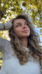 Marie Duris