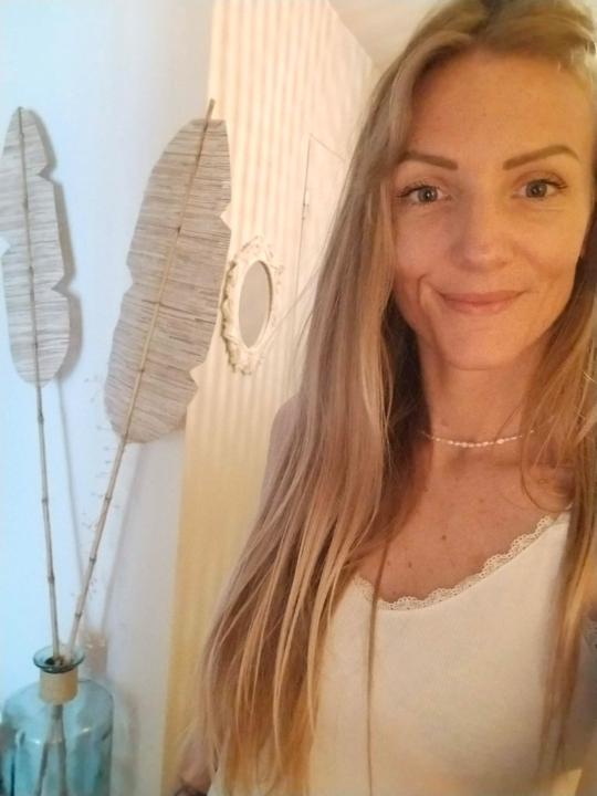 Laura Sayn