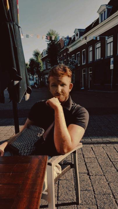 Iwan Van Straaten