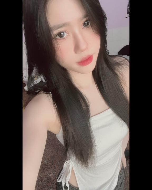 Yuhsien Chou