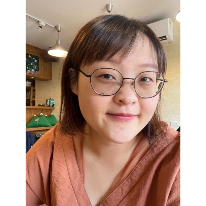Yixin Lin
