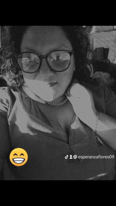 Esperanza Flores