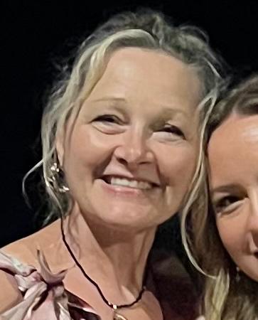 Lori Nehls