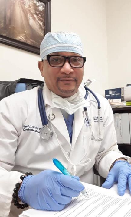 Dr. Robert L Jamison