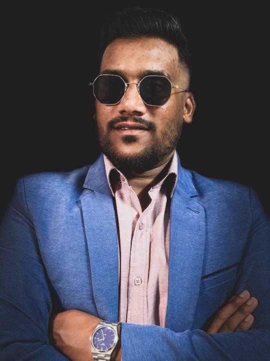 Muzzamil Dustmahomed