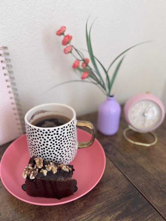 Banana cake (flourless) with Turkish coffee