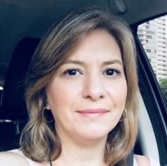 Carla Adriane M. Guimarães
