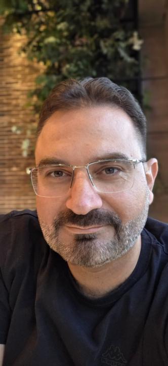 Munqez Fakhri