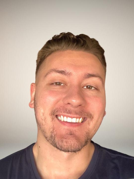 Joshua Volz