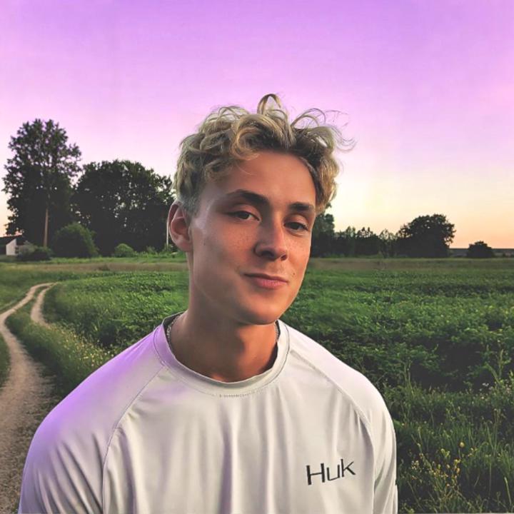 Alex Carnev