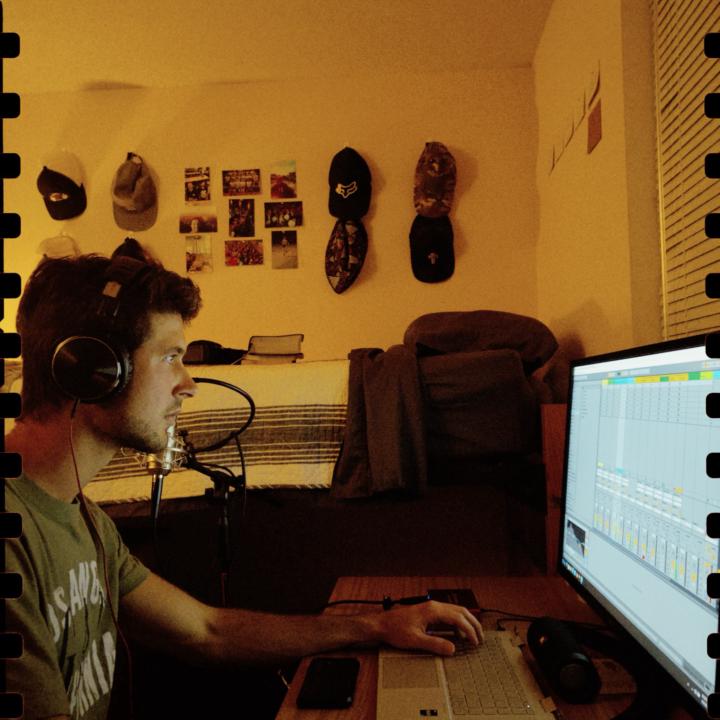 What's Up!👋 I'm New Here! 