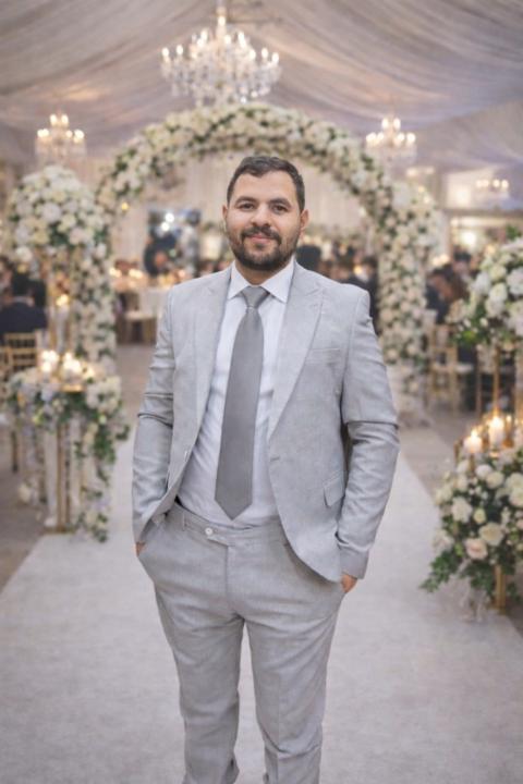 Younes Abur