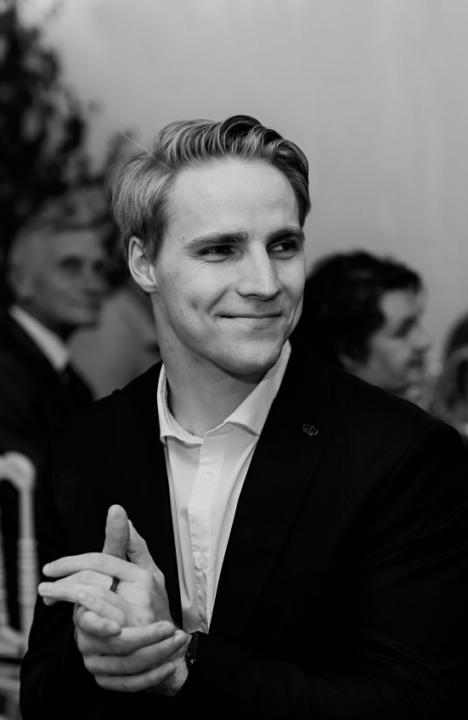 William Wide