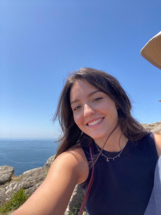 Carlota De La Torre Ballesteros