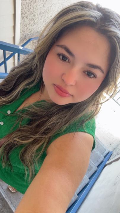 Mary Recinos