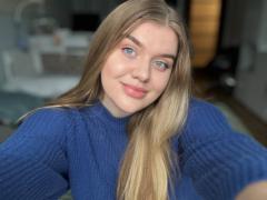 Dasha Toloknova