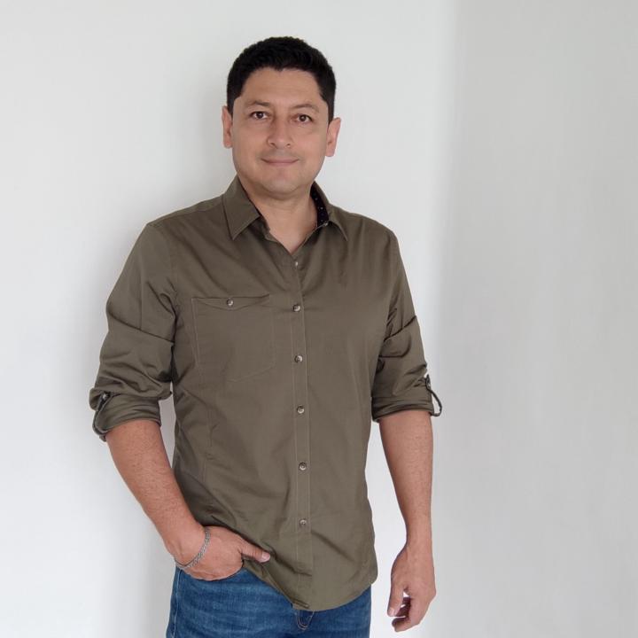 Dennis Zurita