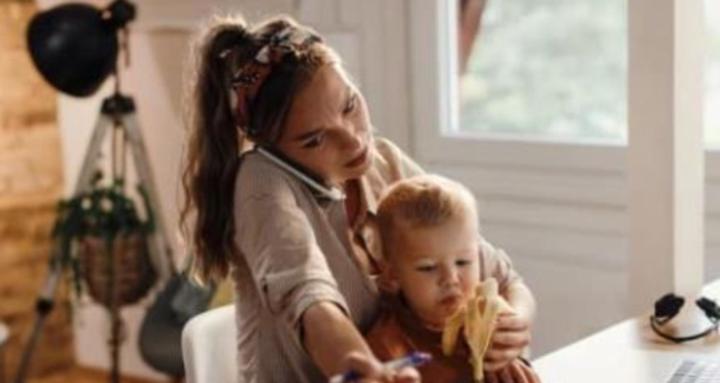 The Multitasking Mamas