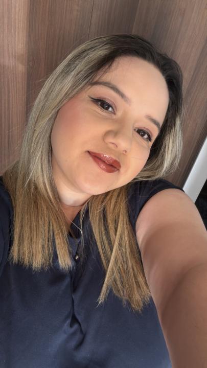 Ellie Lopez