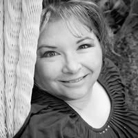 Debbie Elisabeth Arvaneh