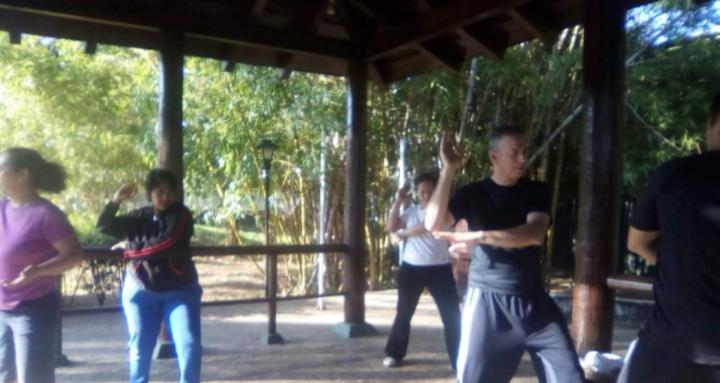 Taichi Vital con Javier Robelo
