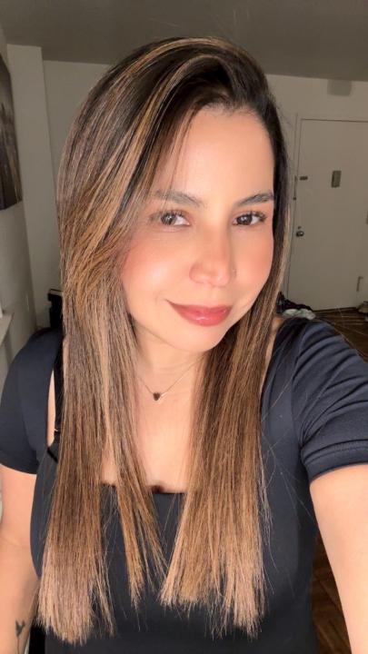 Angélica B
