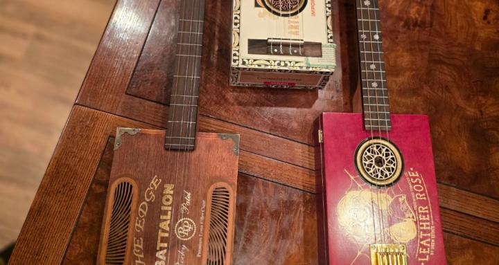 Scroungers Cigar Box Guitars