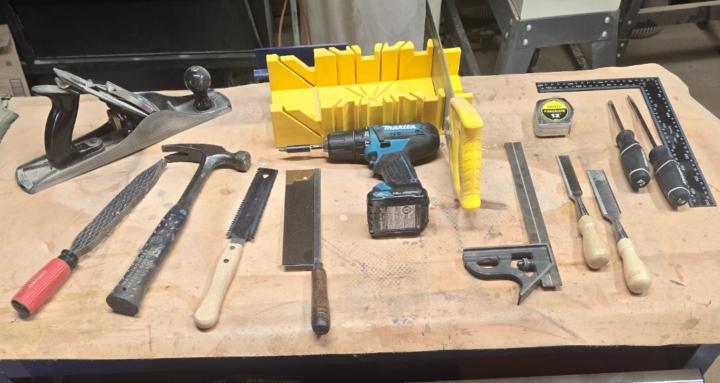 Woodworking with hand tools
