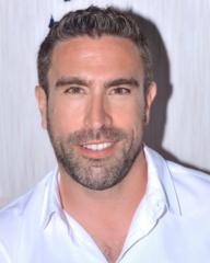 Carlos Alvarez