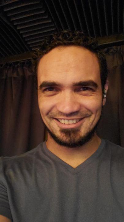 Denis Medeiros