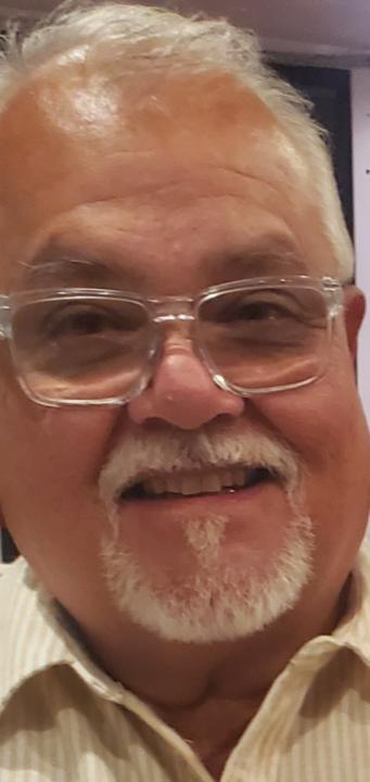 Robert Hernandez