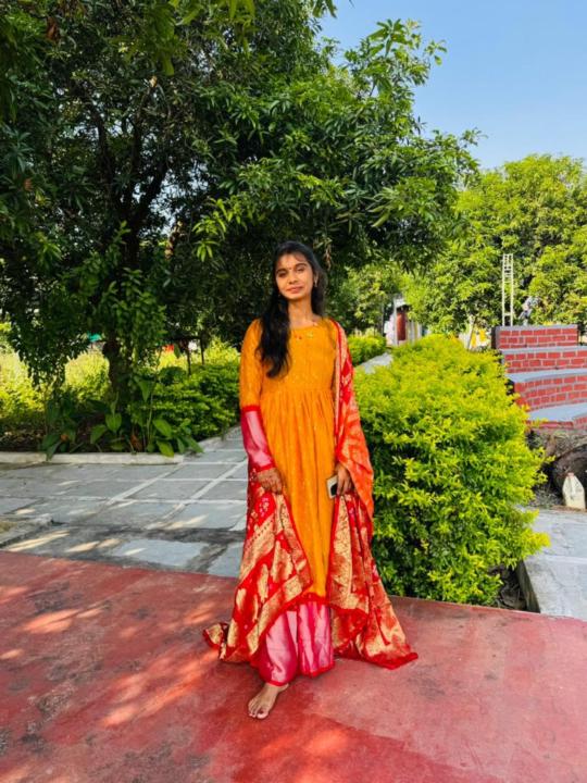 Kavya Reddy Komatireddy