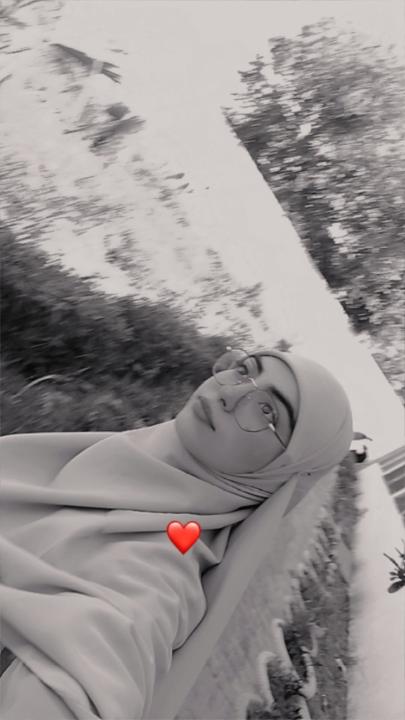 Bouthaina Bouam