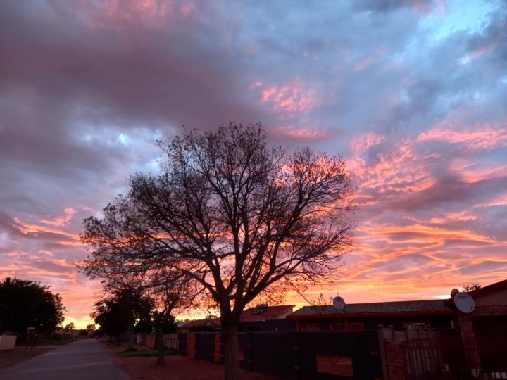 Kutlwano Seoposengwe