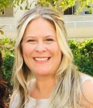 Amanda Carr