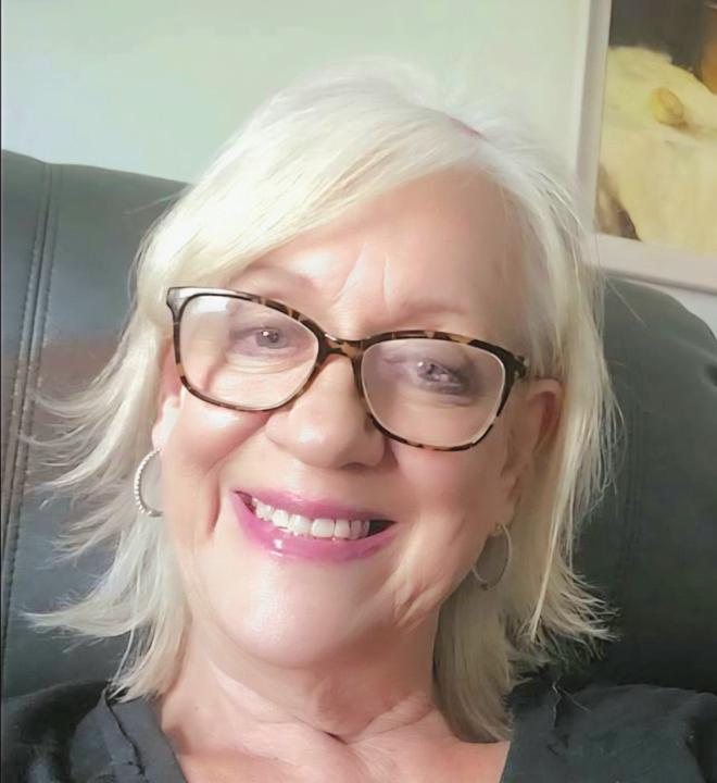 Linda Smith