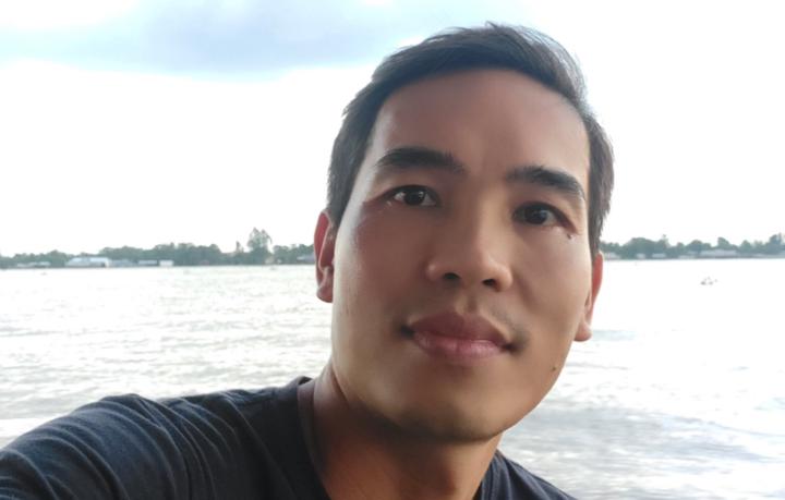 Robert Hoang