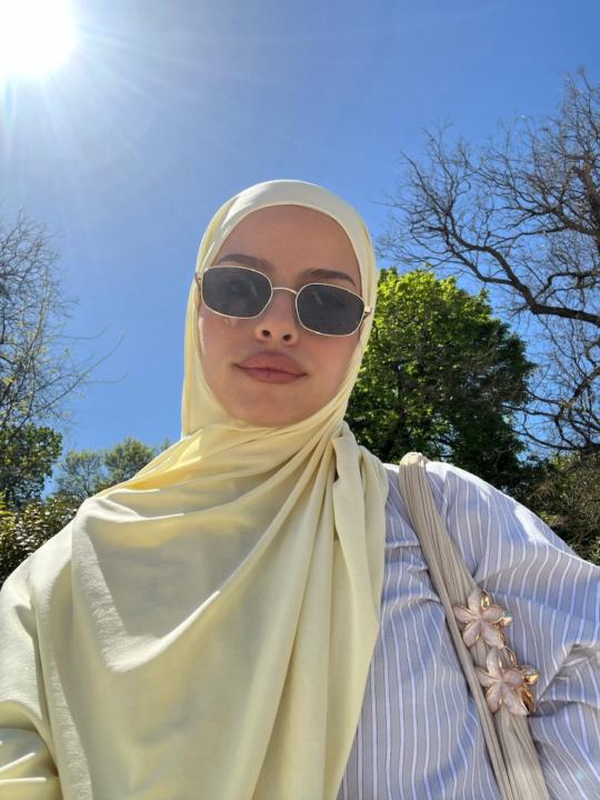 Nadia Bk