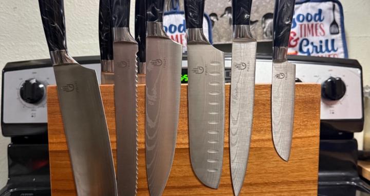 Misfits_kitchen