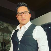 Ezra Meneses