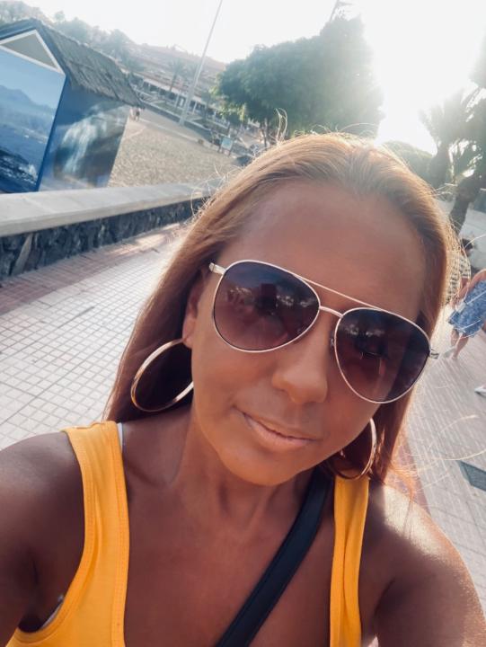 Linzi Walker