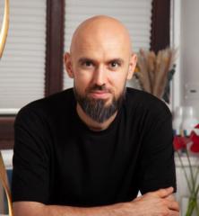 Yury Shekhvatov
