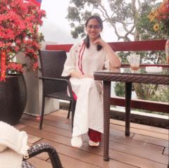 Nguyễn Hoàn Nguyễn Hoàn