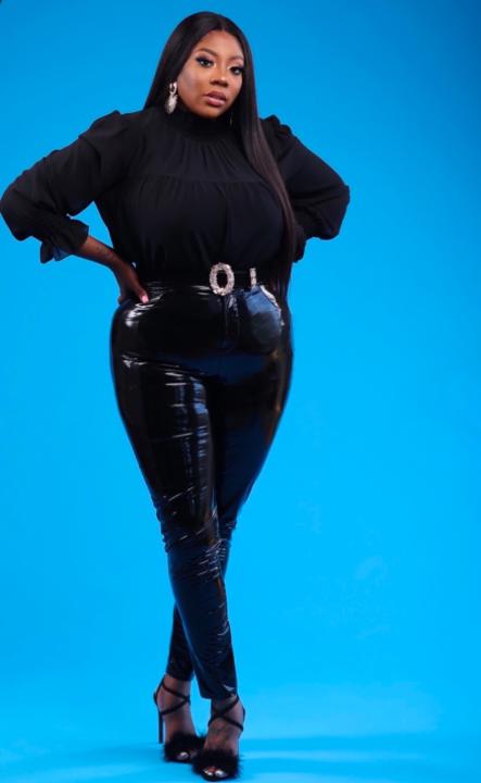 AmberLashae ONeil