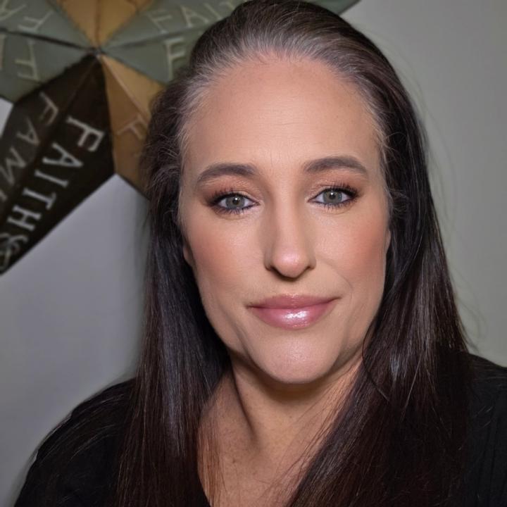 Shari Lesniewski