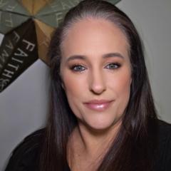 Shari Lesniewski